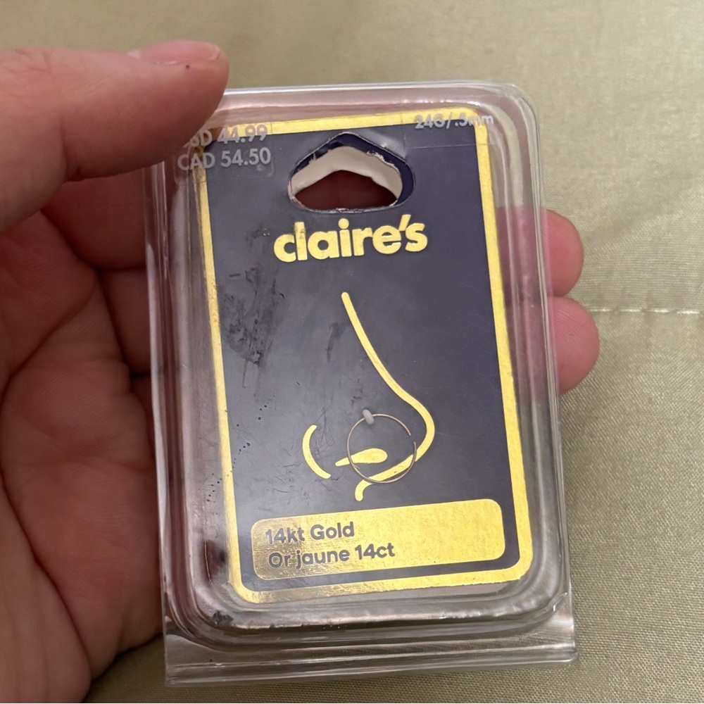 Claire’s 14k solid gold nose ring